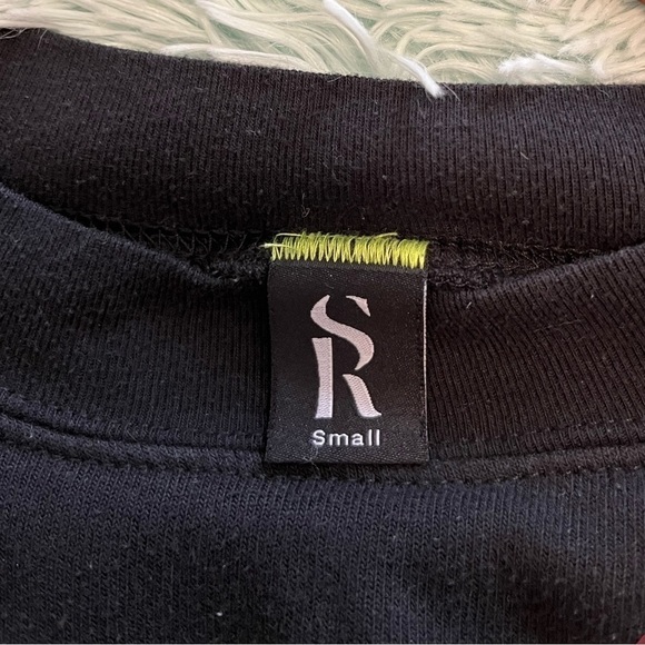 Style Reform, Kissing Lips Sweatshirt in Black Size Small - Picture 2 of 11